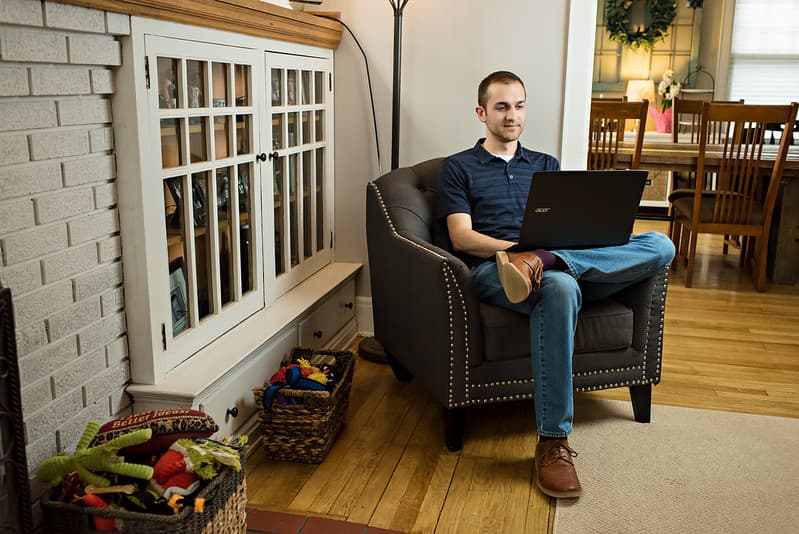 Student working online from home.